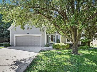 7621 W 149th St, Overland Park, KS 66223
