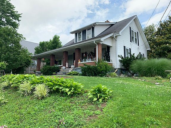 5th image of 104 Logan Ave
