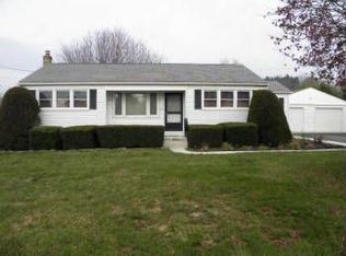 4739 Kernsville Rd, Orefield, PA 18069