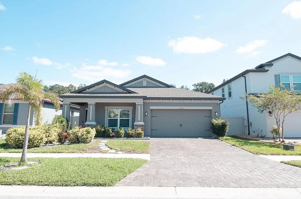 4 bed, 2.0 bath, 2112 sqft, $3,600 — Photo 1