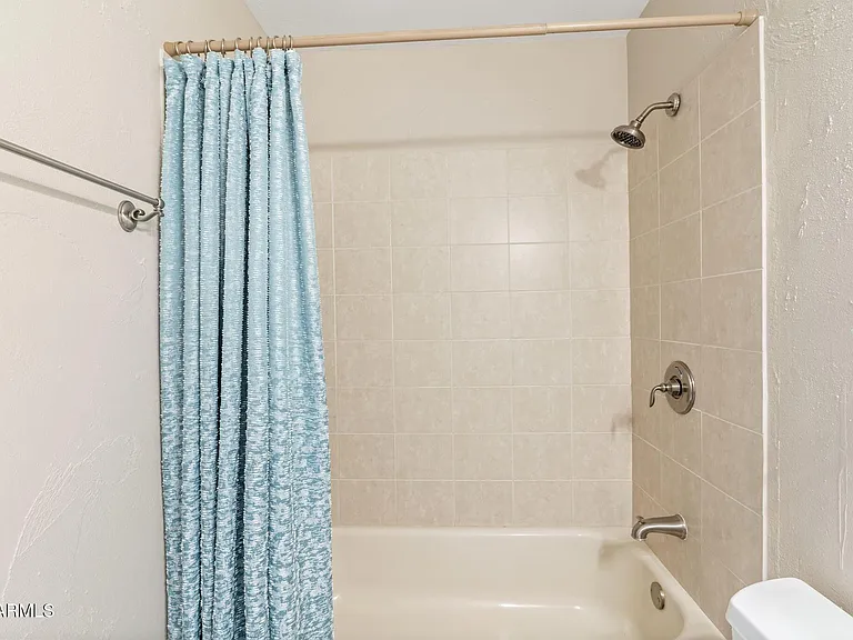 3007 N 84th Pl — Photo 26