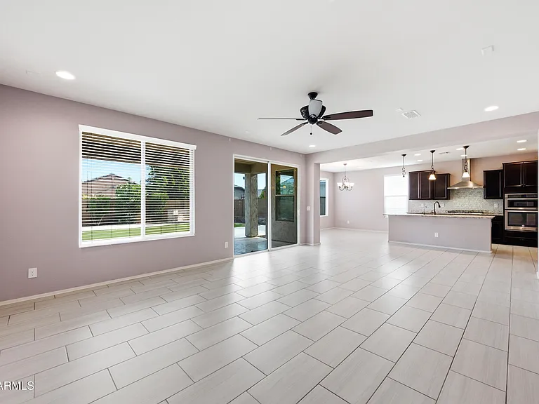 9559 W Fallen Leaf Ln — Photo 5