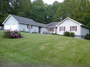 11103 Mount Calm Dr, Glade Spring, VA 24340