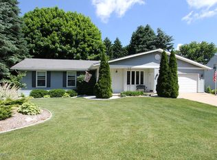 4702 Stonebrooke Cres, Kalamazoo, MI 49006