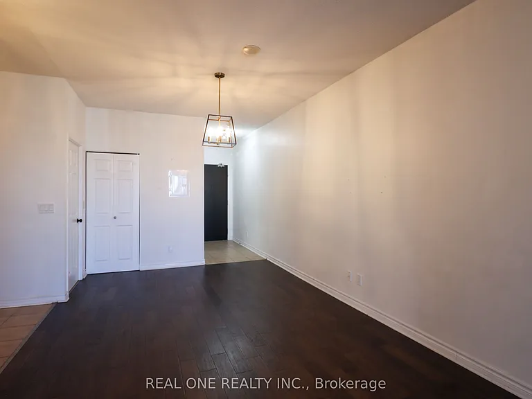 388 Prince Of Wales Dr #412 — Photo 11