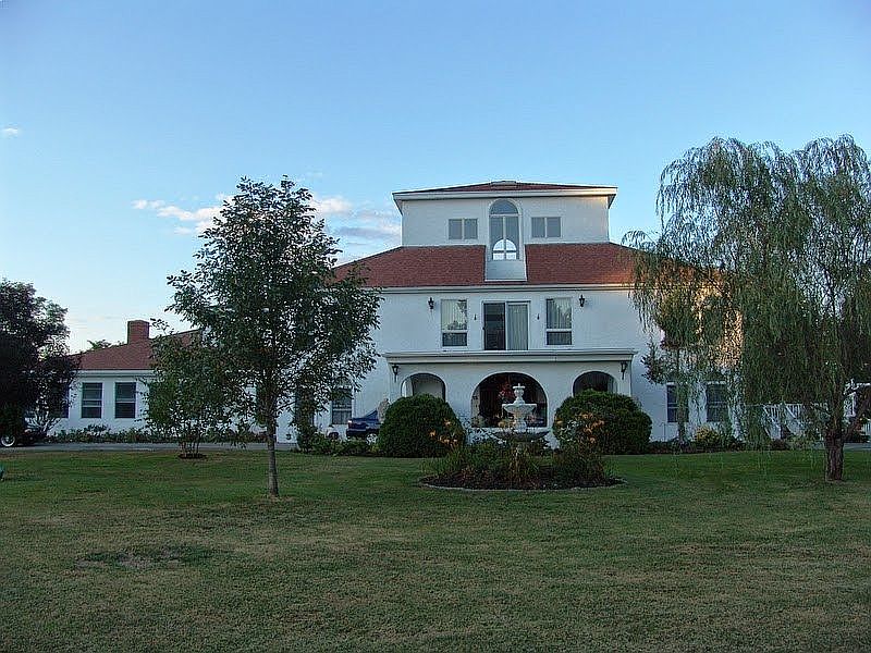 Front view.