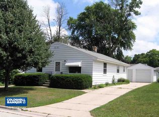 572 Alrose St, Green Bay, WI 54302