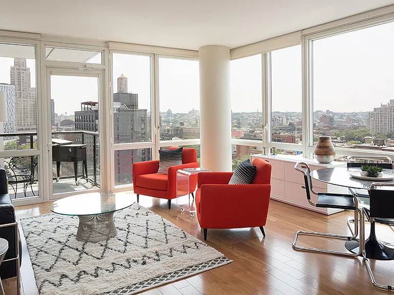 33 Bond St #2410 — Photo 13