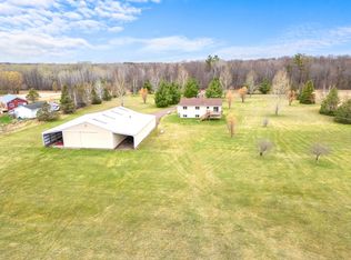 1520 Sod Rd, Henriette, MN 55030