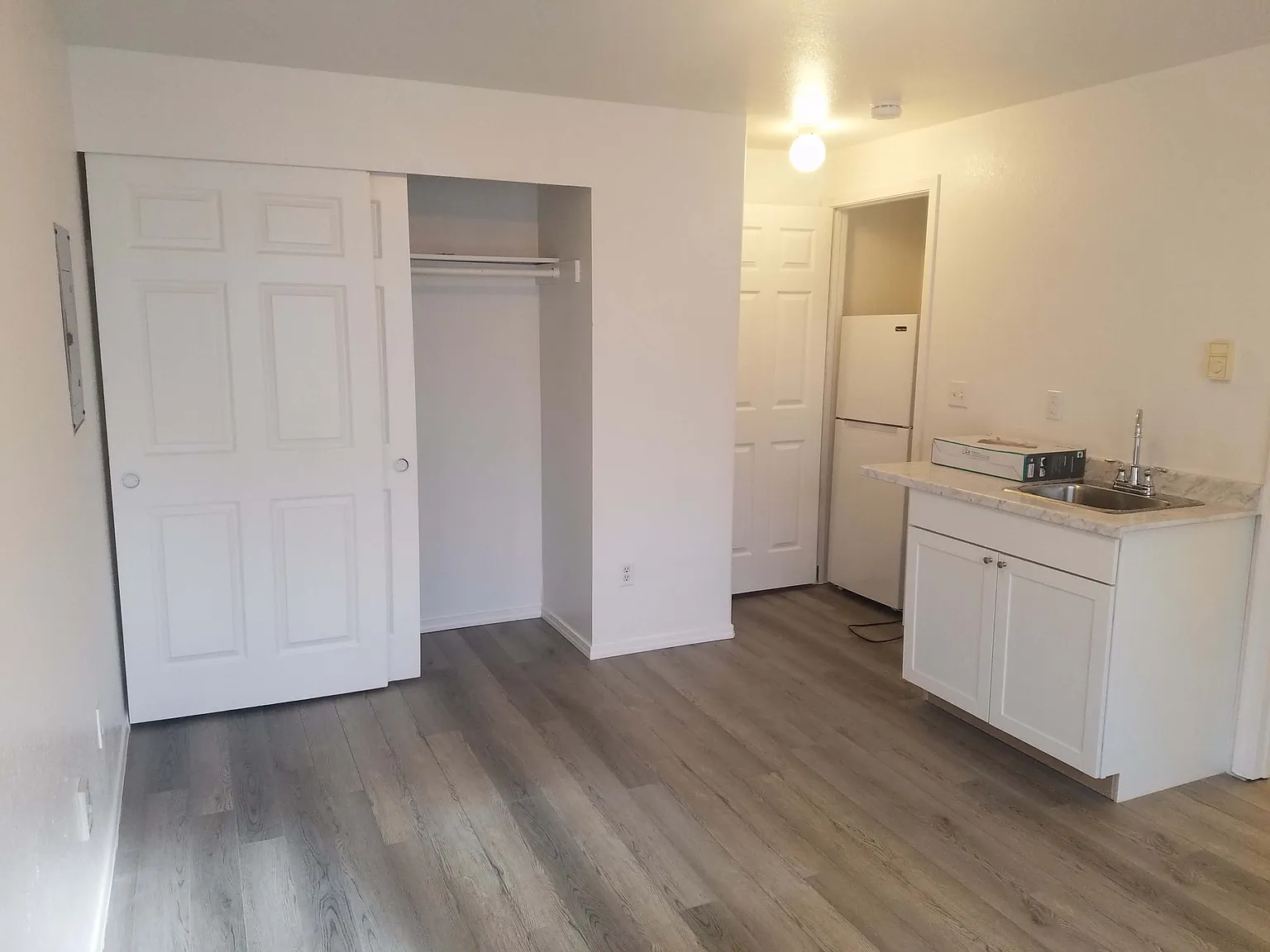1118 N Forest — Photo 3