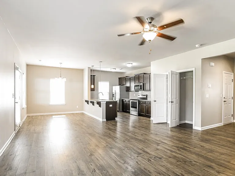1130 Rankin Oaks St — Photo 4