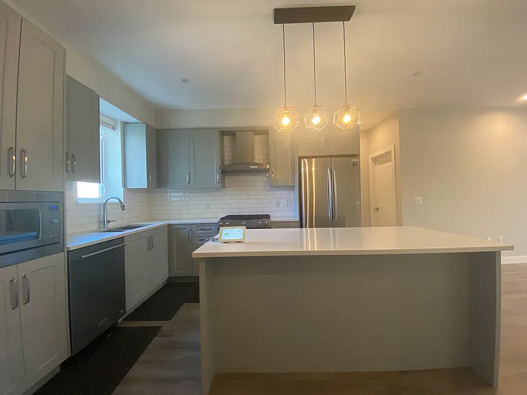 15436 31st Ave #206 — Photo 6