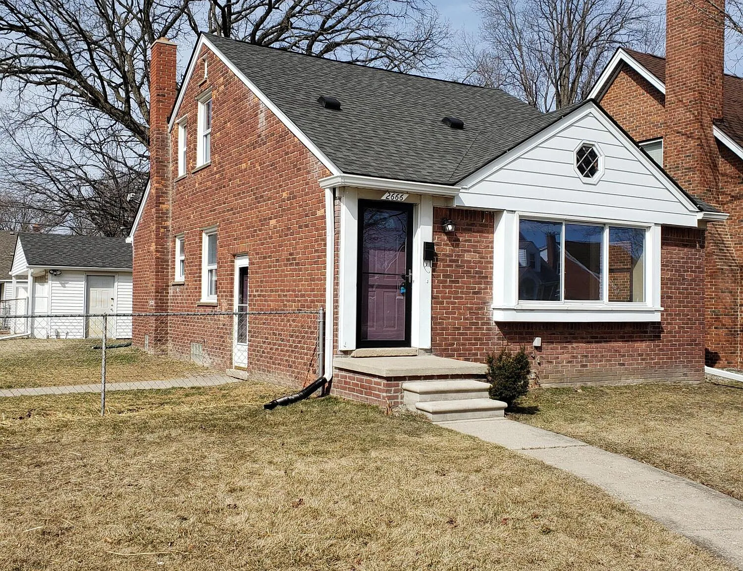 3 bed, 2.5 bath, 1414 sqft, $2,300 — Photo 2