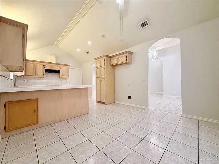 2505 W Sandpiper Ave — Photo 22