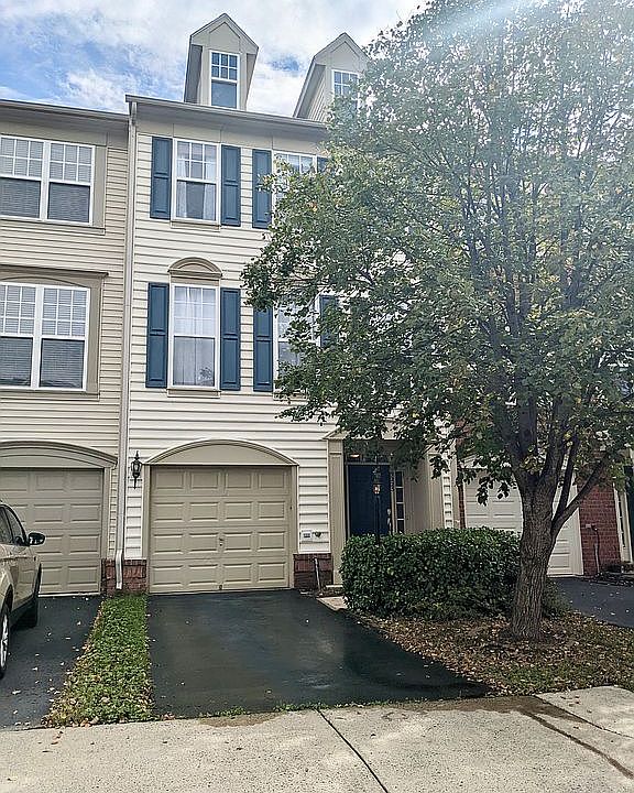 1st image of 9223 Cascade Falls Dr
