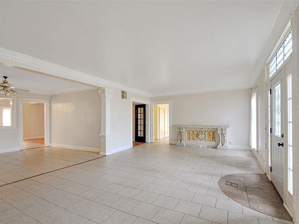 301 Dees St, Hazel, KY 42049 Zillow