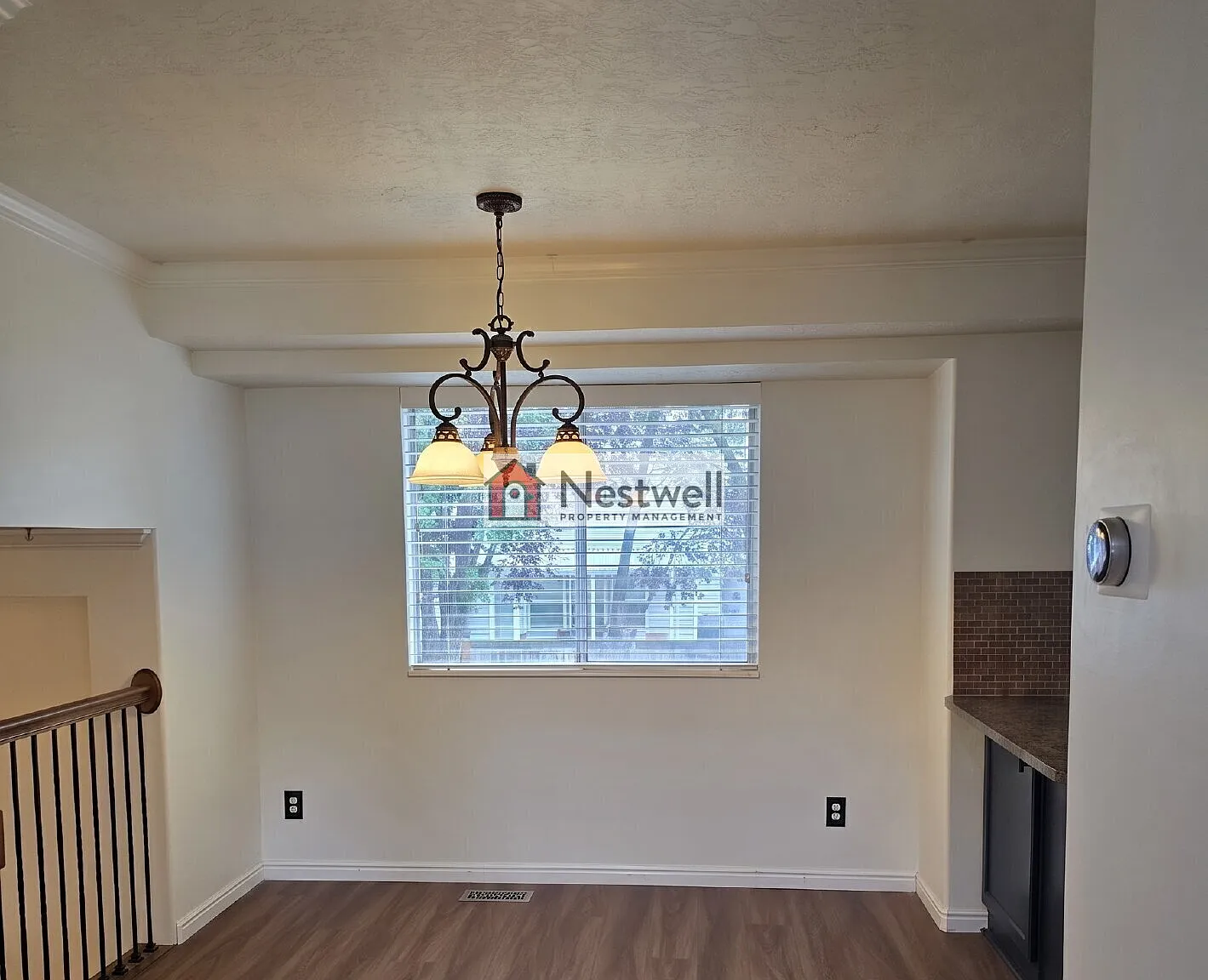 Gorgeous 4-bed home in Draper waiting for you! — Photo 4