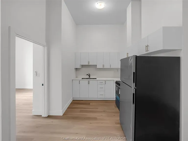 131 Main St #3 — Photo 3