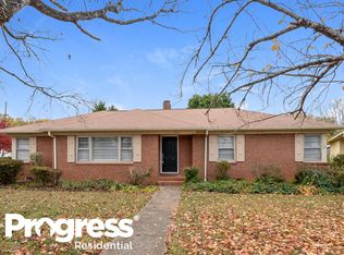 5448 Rockwood Rd, Charlotte, NC 28216