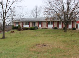 5596 Headgates Rd, Hamilton, OH 45011