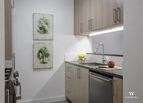 Rented by Warburg | media 23