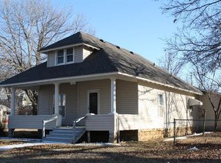 101 W 2nd Ave, Caney, KS 67333