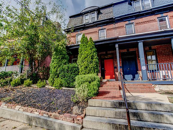 2nd image of 1119 W 8th St