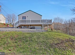 2230 Hillside Aly, Tyrone, PA