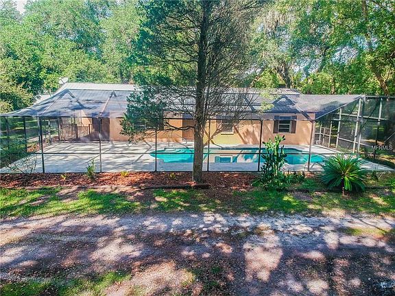 3rd image of 3146 Drum Rd