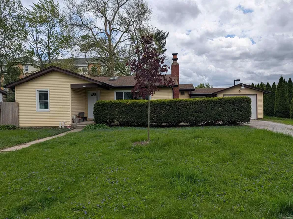 1175 Windsor Dr, West Lafayette, IN 47906