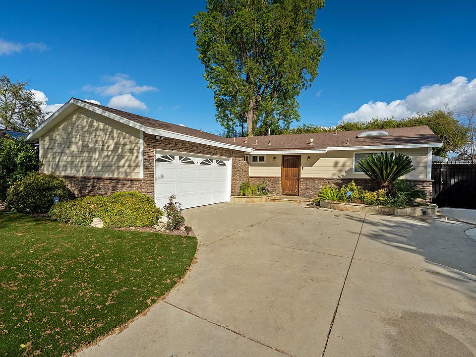 1st image of 6300 Glide Ave