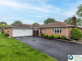 5752 Tavistock Ln, Macungie, PA 18062