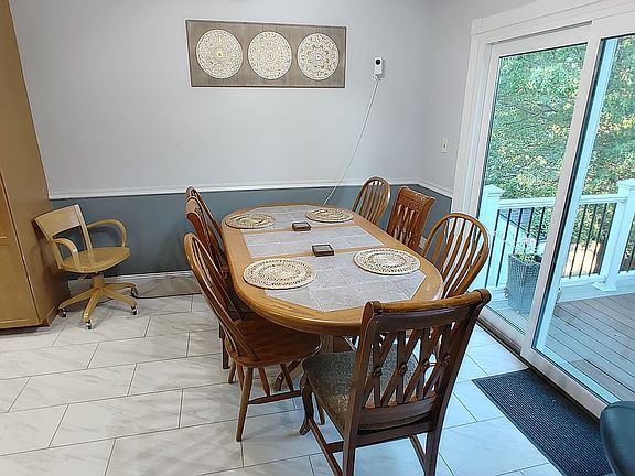 3rd image of 13361 Keisler Ct