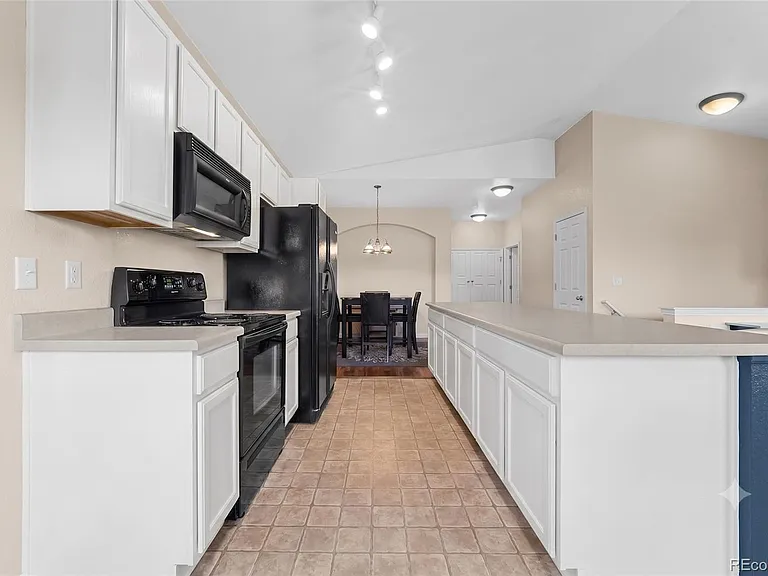 9569 Pearl Cir #201 — Photo 8
