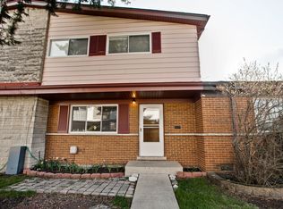 418 Glendale Rd, Glenview, IL 60025