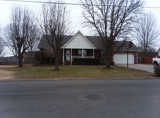 1411 Knight Dr, Murfreesboro, TN 37128