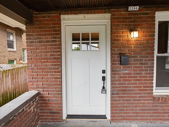 5th image of 3244 Ruckle St