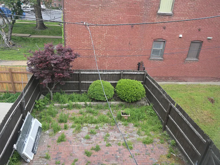 805 Russell Blvd — Photo 12