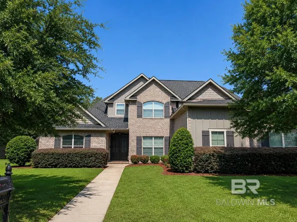 593 Theakston St, Fairhope, AL 36532
