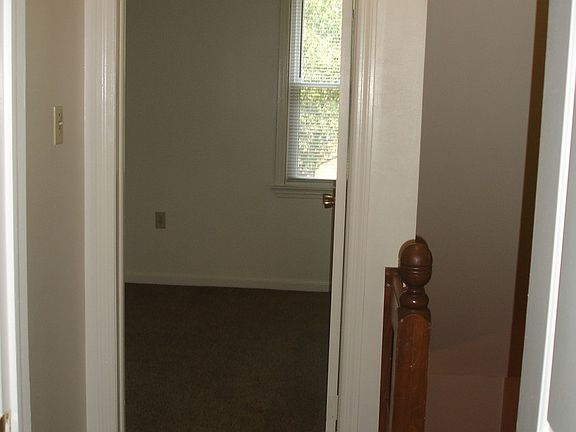 4th image of 1629 Chadwick Cir APT C