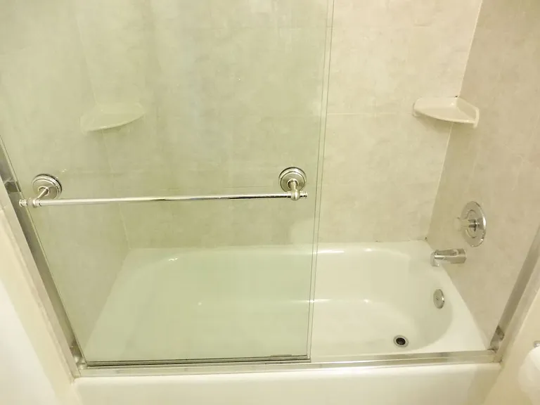 9513 Melrose Square Way — Photo 15