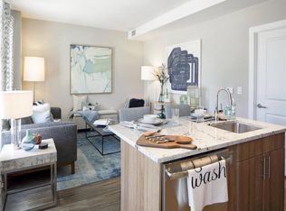520 12th St S #2254137, Arlington, VA 22202