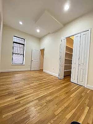4th image of 175 W 85th St #2E