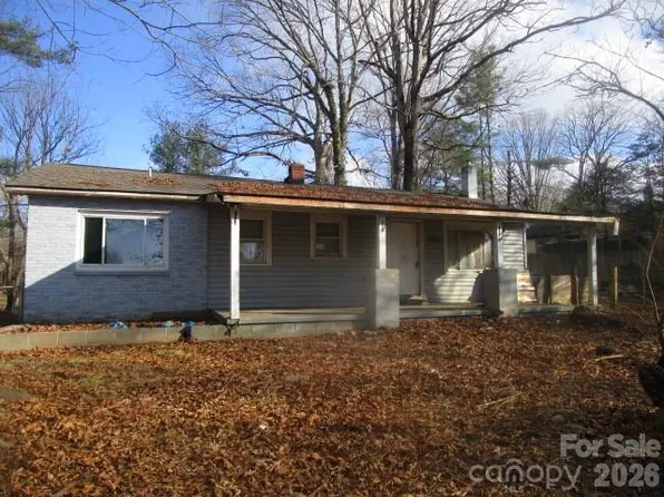 379 Oakview Park Rd, Asheville, NC 28803