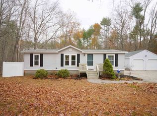 5 Langs Ln, Newmarket, NH 03857
