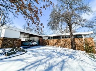 7346 S Sleepy Hollow Dr, Tulsa, OK 74136