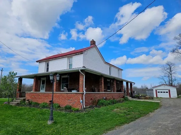 8125 Lake Pleasant Rd, Erie, PA 16509