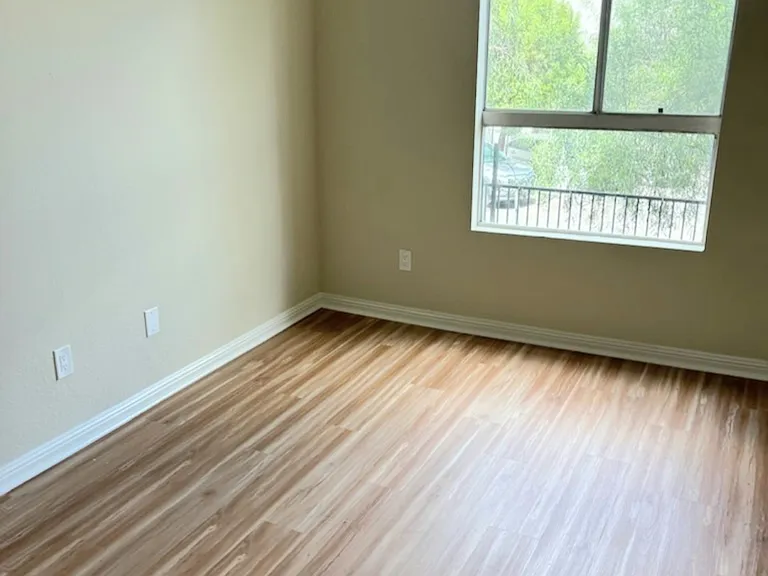 22859 Del Valle St #231 — Photo 11