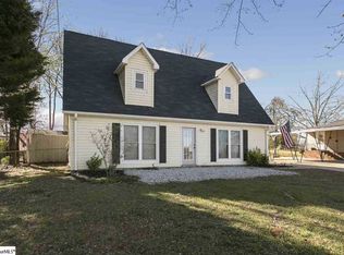 10 Bubbling Creek Dr, Travelers Rest, SC 29690