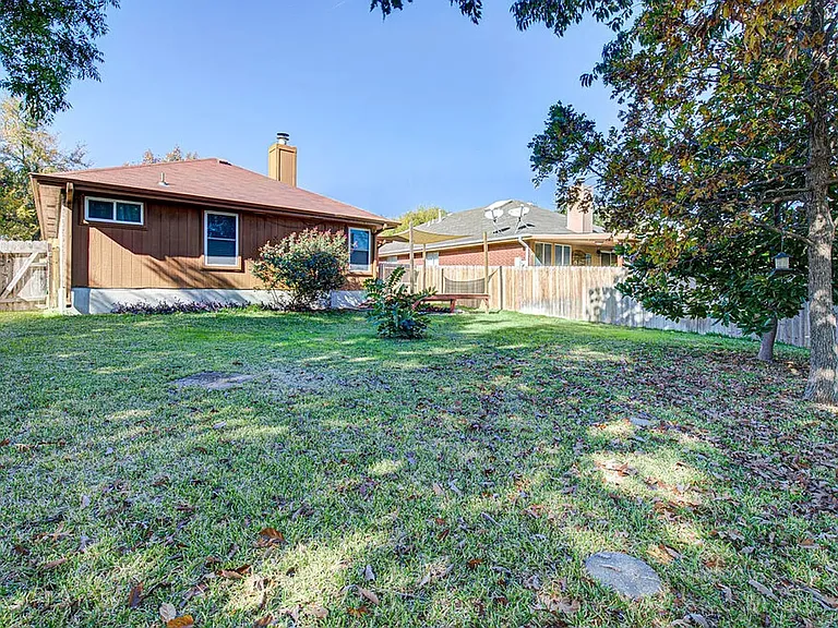 13113 Rochester Ln — Photo 29